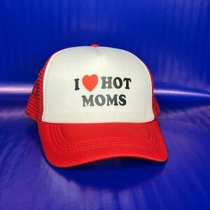🆕 I ❤️ Hot Moms Hat Unisex Snap Back Red/White Fast Shipping